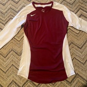 Women’s M Nike Dri Fit